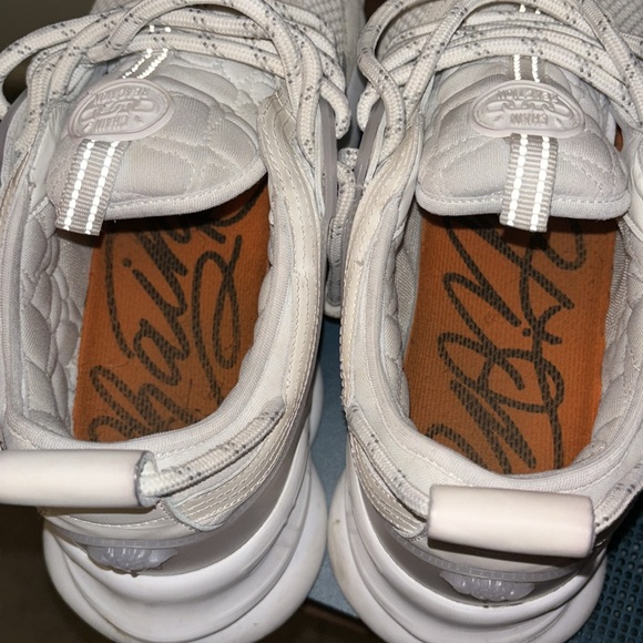 Versace Chain Reaction 'White' - Picture 10 of 17